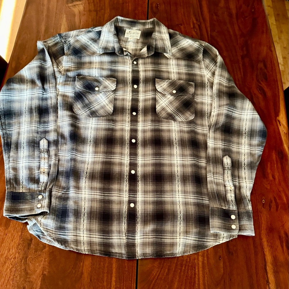 Lucky Brand Men's Black and Gray Plaid Button-Down Shirt